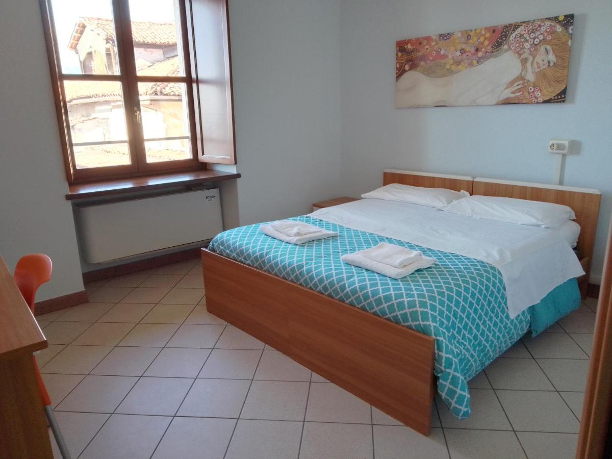 Albergo E Ostello Della Gioventu Biella Centro Storico ภายนอก รูปภาพ