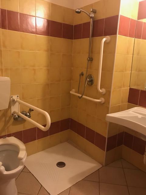 Albergo E Ostello Della Gioventu Biella Centro Storico ภายนอก รูปภาพ